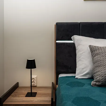 апартамен за гости панови